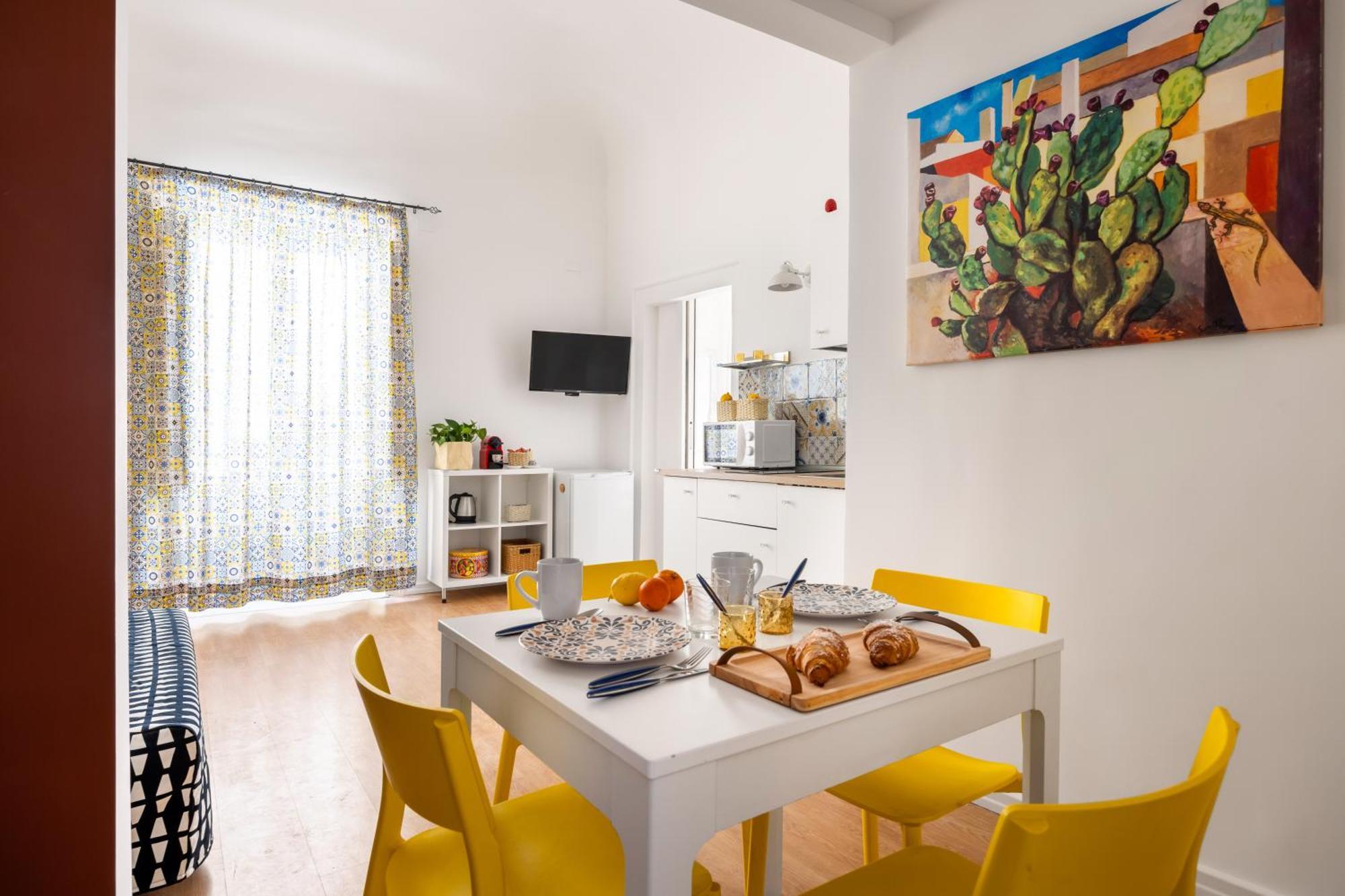 Agata E Rosalia 2 Bedroom Flat At The Quattro Canti Palermo Exteriör bild