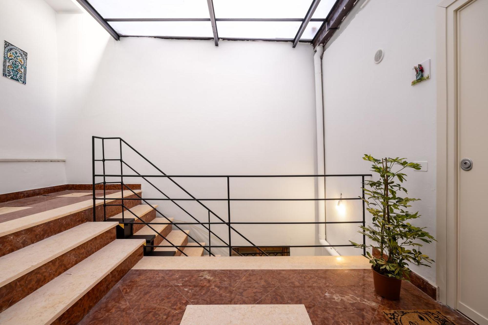 Agata E Rosalia 2 Bedroom Flat At The Quattro Canti Palermo Exteriör bild