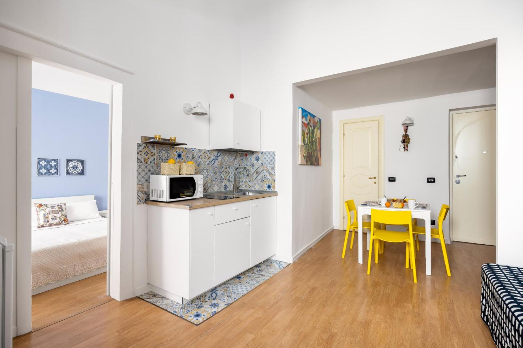 Agata E Rosalia 2 Bedroom Flat At The Quattro Canti Palermo Exteriör bild